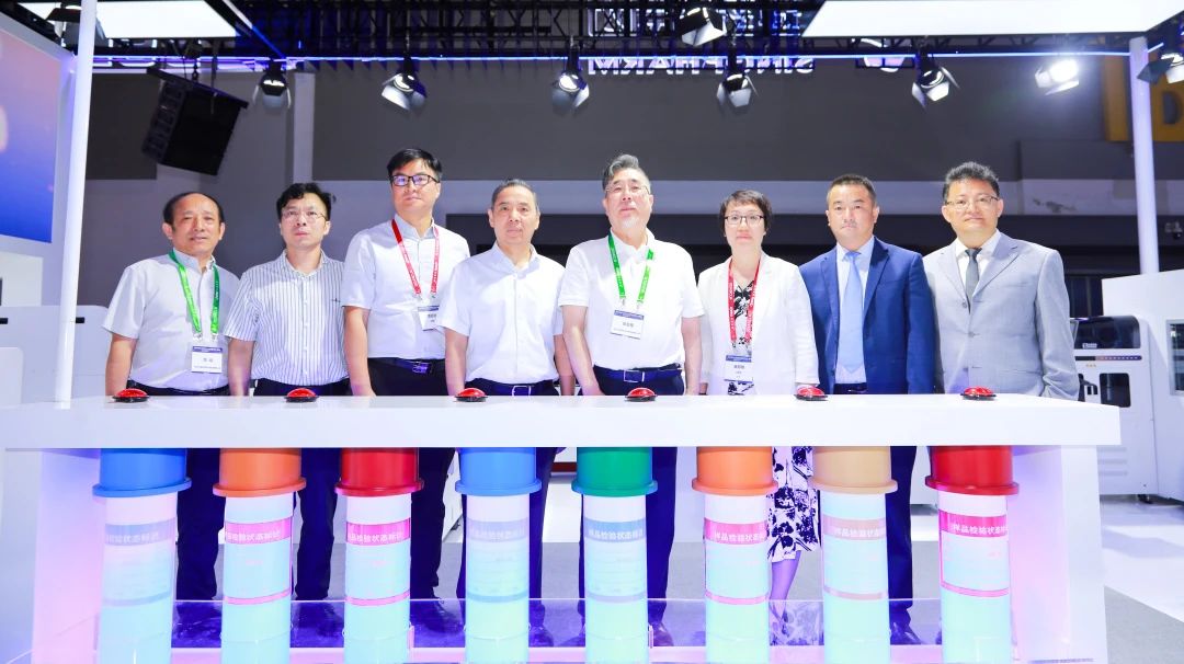 ������� �� �������� | ��8ͷ�����Ψһ�ٷ���վ��Ϸ�������ܻ�ʵ���ҽ���ƻ������������ֳ��ٿ���