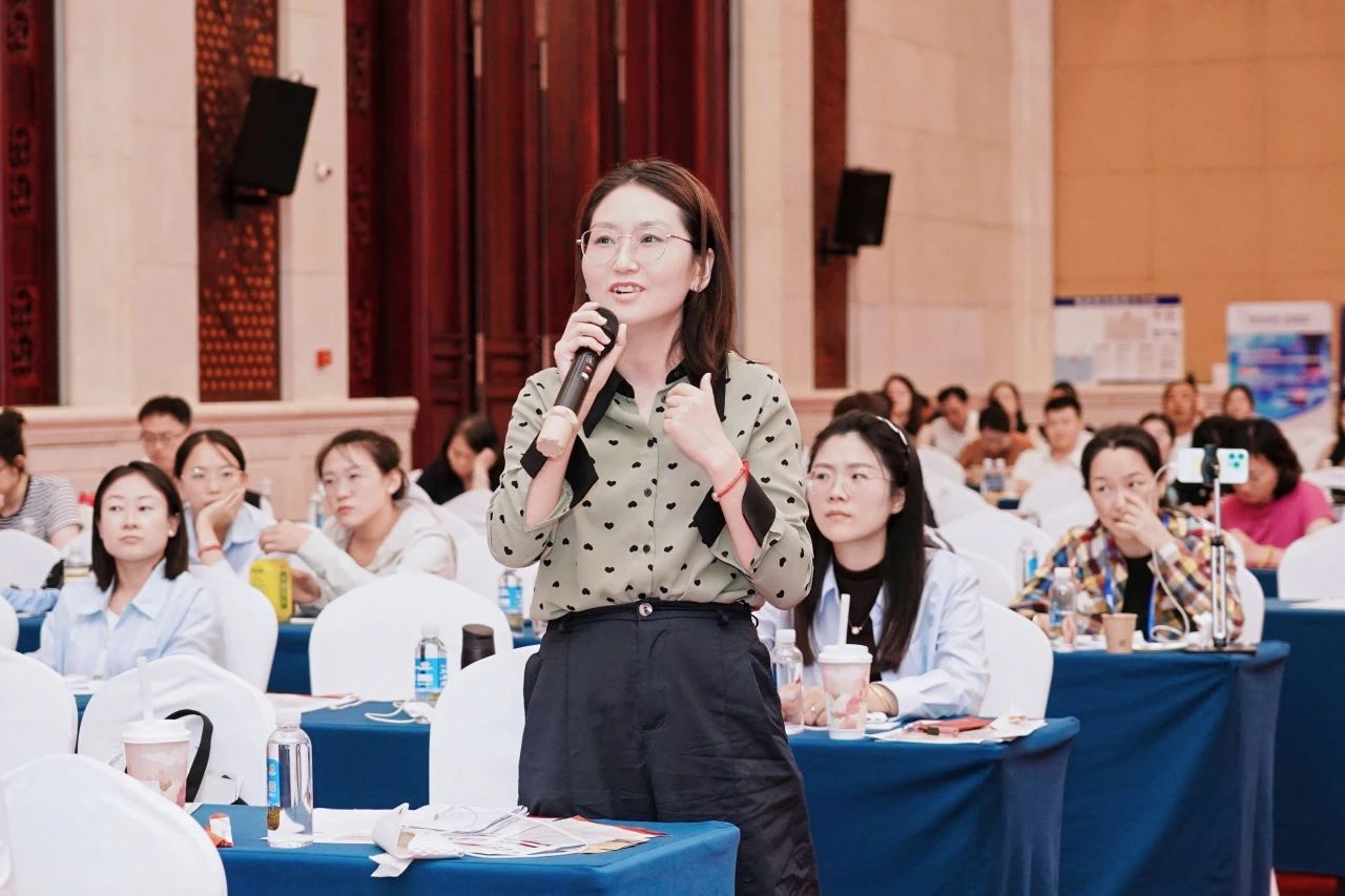 �β���Ѫ״̬��˵������Ļ��ѧ��˼����ײ�ǻۻ�